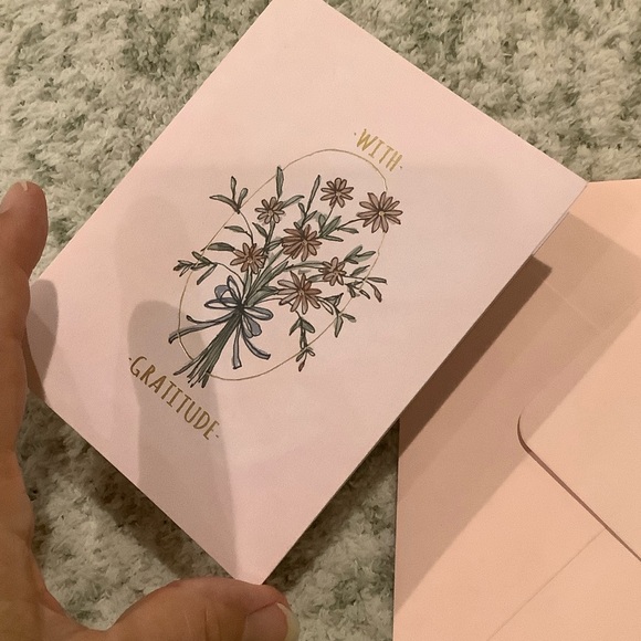 Floral Bouquet With Gratitude Note Cards Boxed Set of 10 NWT 5” x 6.25” - Picture 13 of 16